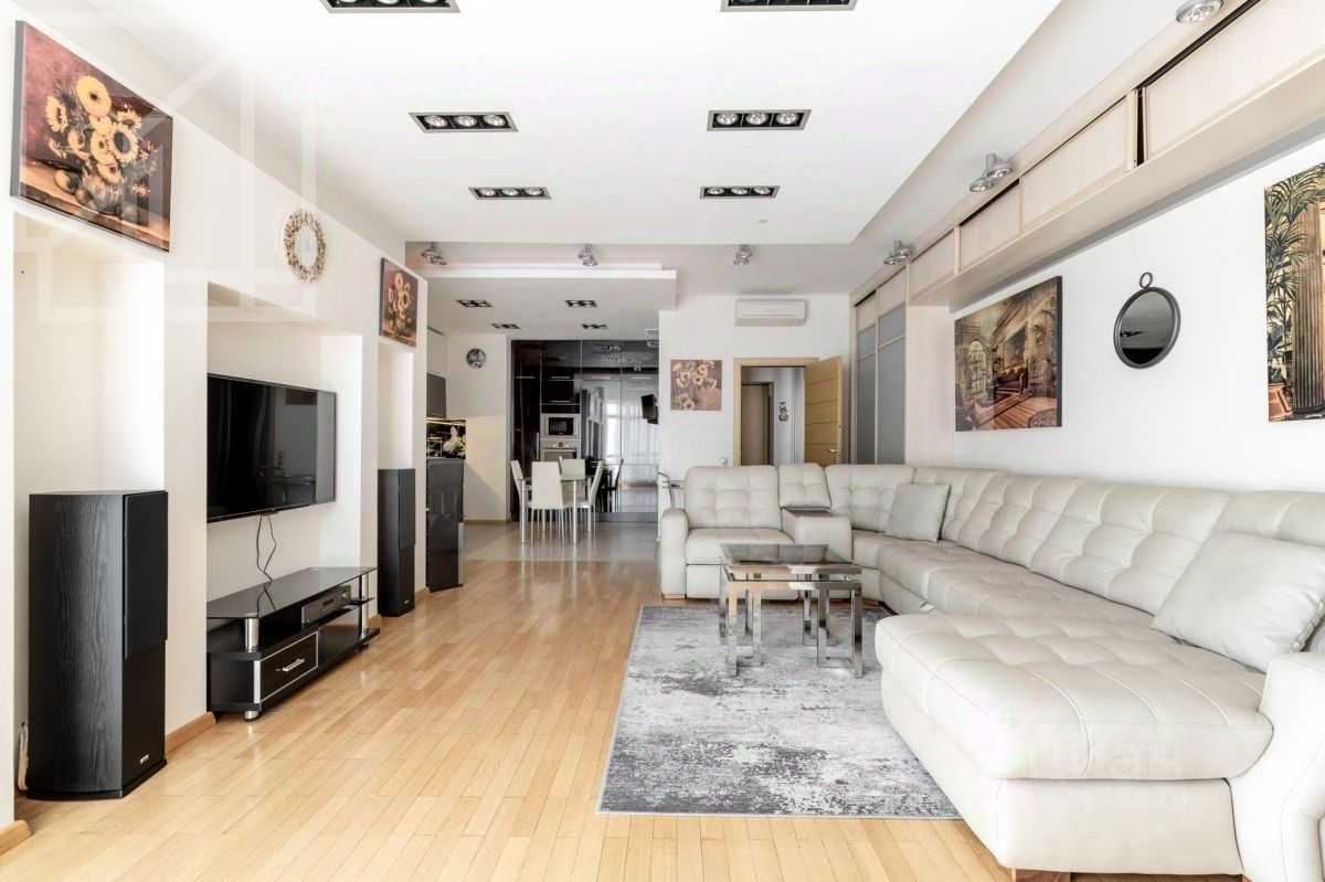 3-комнатная квартира, 110 м² — фотография 3
