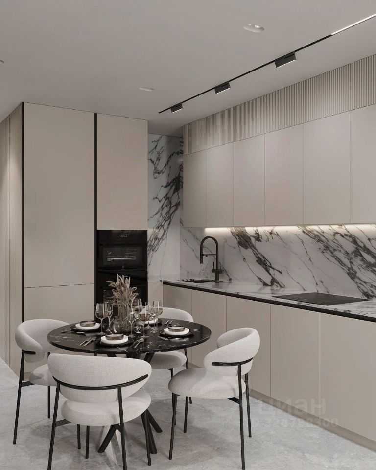 4-комнатная квартира, 140 м²