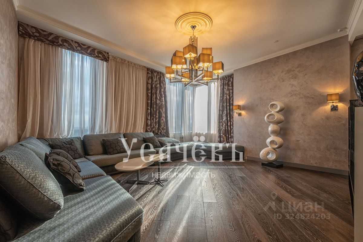 4-комнатная квартира, 211 м²