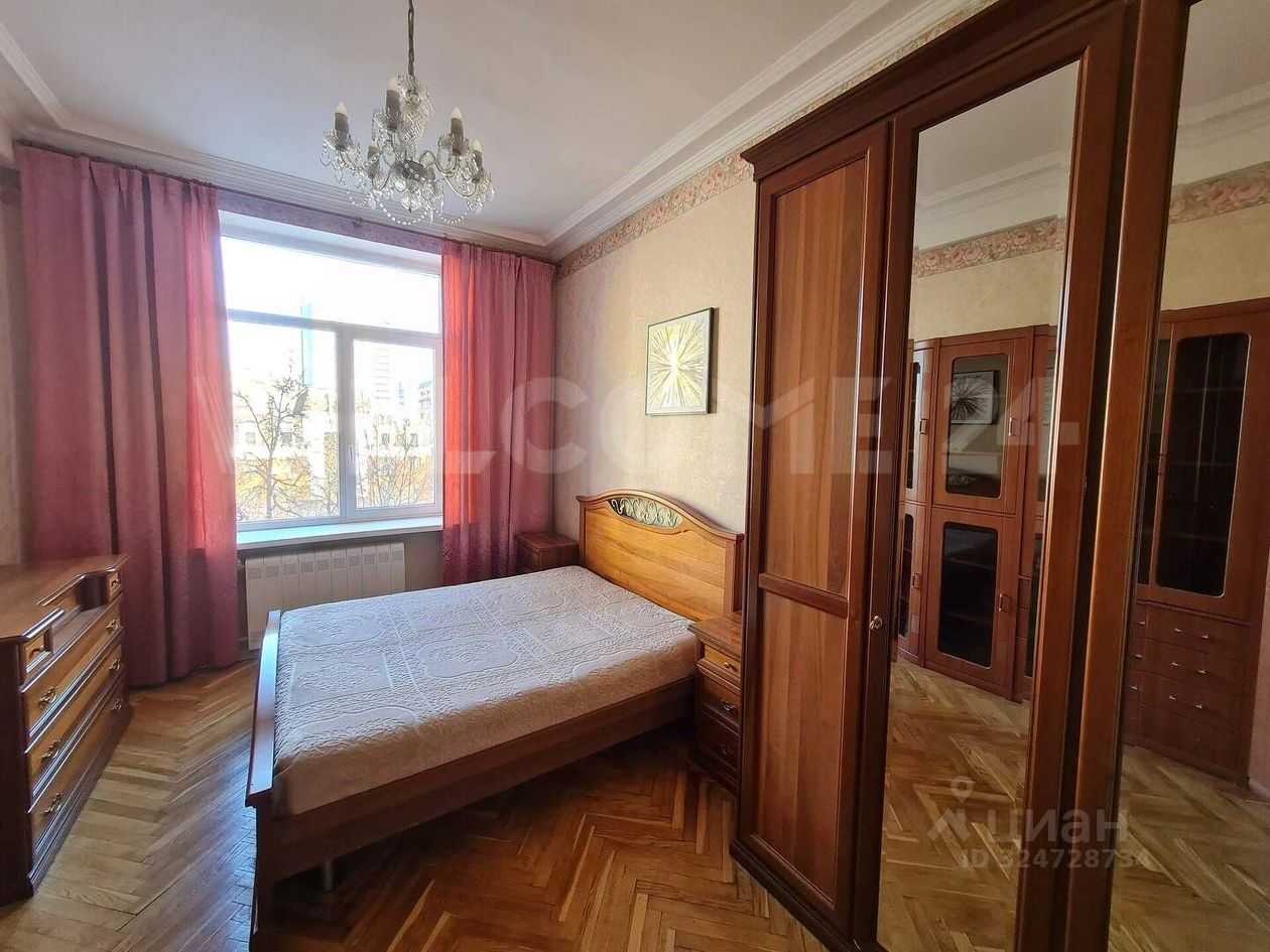 2-комнатная квартира, 64 м² — фотография 3