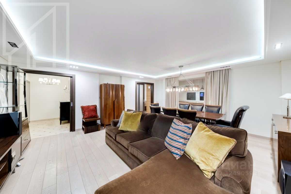 3-комнатная квартира, 103 м² — фотография 2