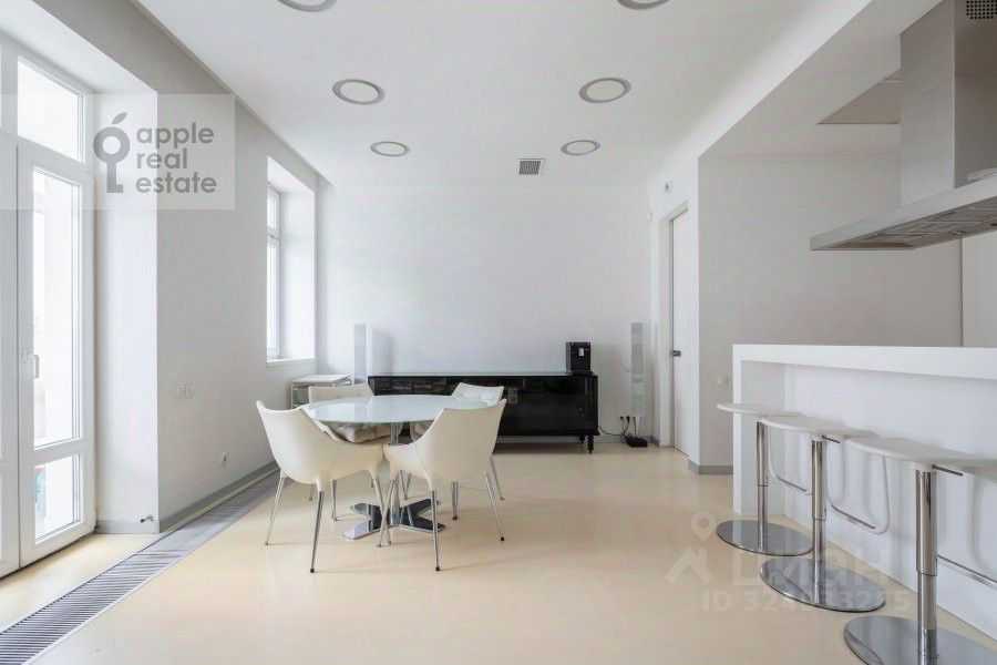 4-комнатная квартира, 104 м² — фотография 3