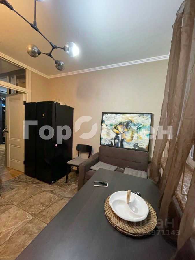 2-комнатная квартира, 57 м² — фотография 2