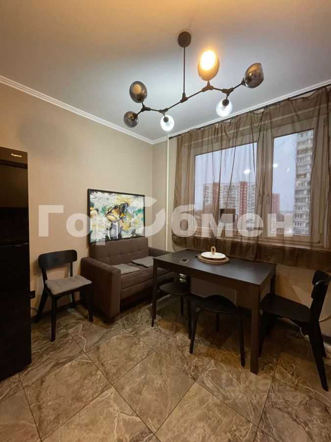 2-комнатная квартира, 57 м² — фотография 3