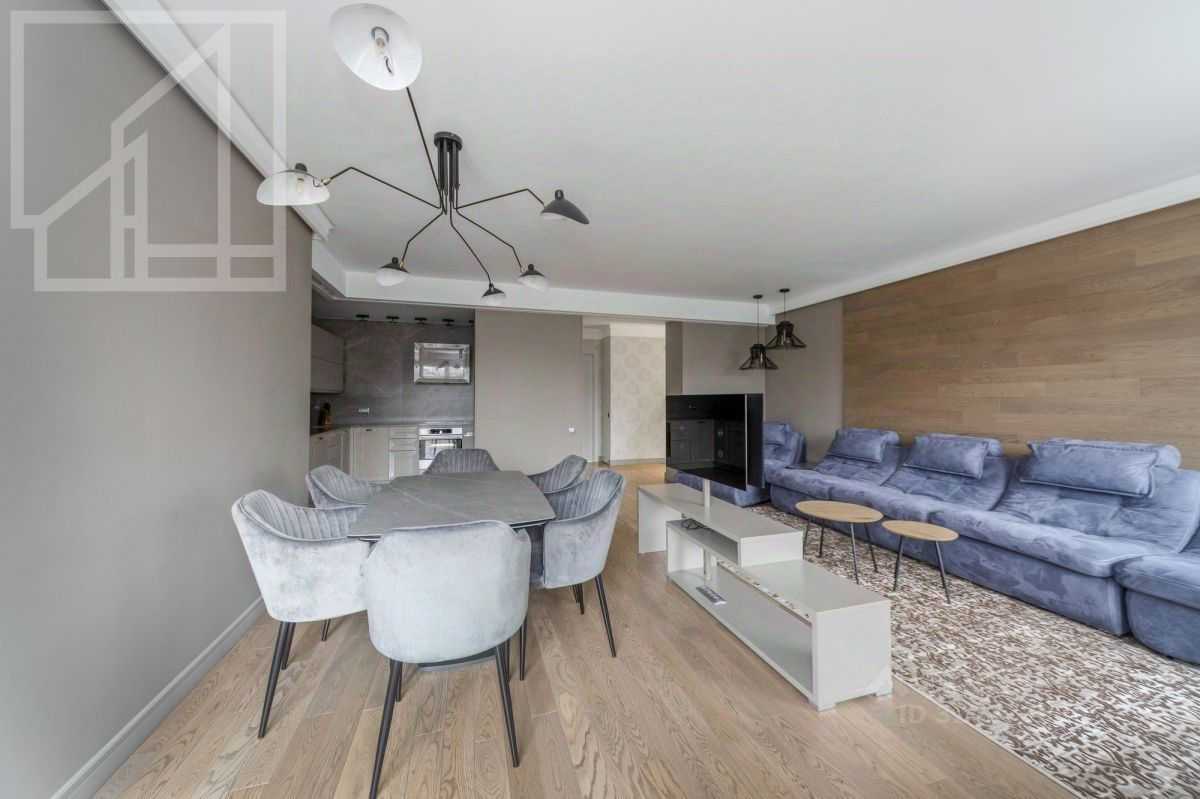 4-комнатная квартира, 120 м² — фотография 2