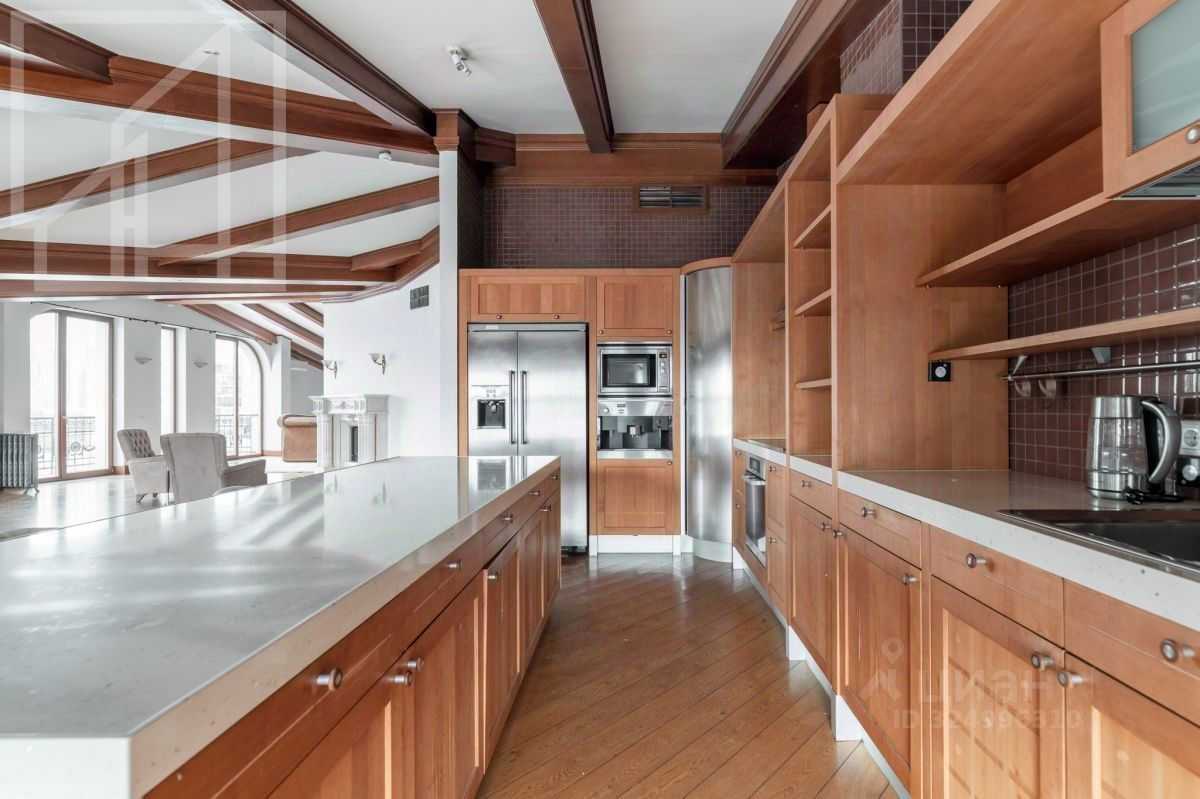 3-комнатная квартира, 300 м² — фотография 2