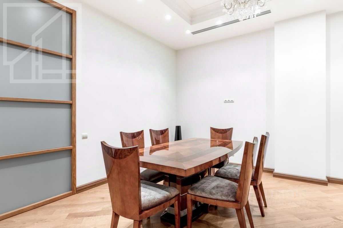3-комнатная квартира, 140 м² — фотография 3