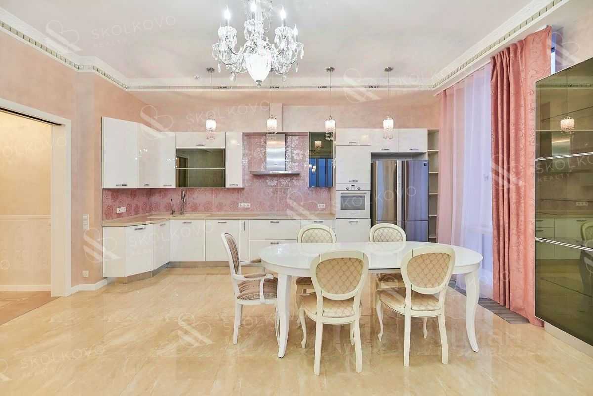 5-комнатная квартира, 230 м² — фотография 3