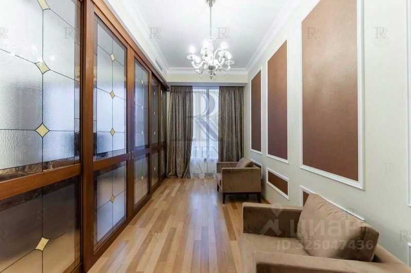4-комнатная квартира, 188 м²