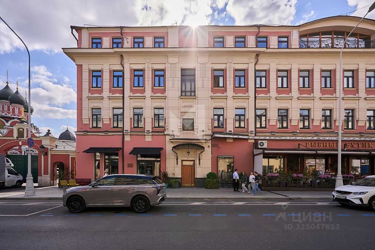 4-комнатная квартира, 135 м² — фотография 3