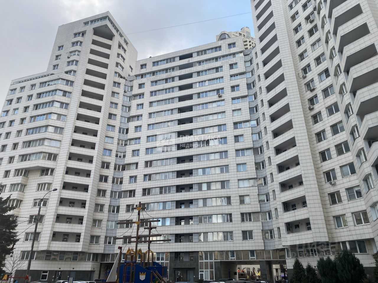 4-комнатная квартира, 176 м²