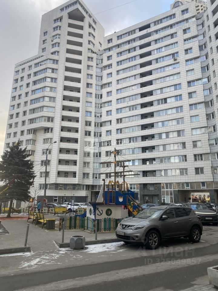 4-комнатная квартира, 176 м² — фотография 2