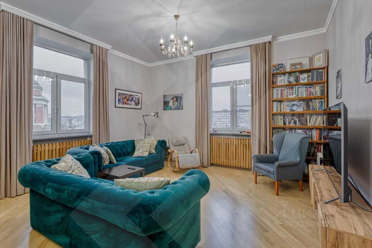 4-комнатная квартира, 140 м² — фотография 2