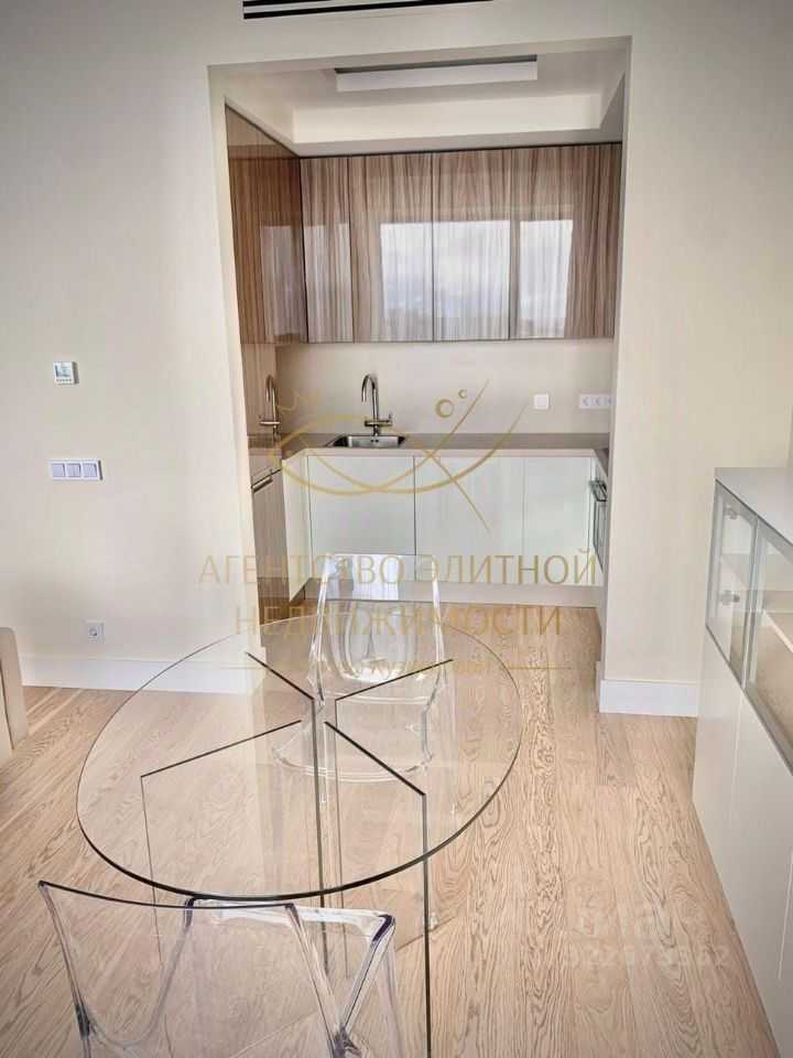 1-комнатная квартира, 42 м² — фотография 2