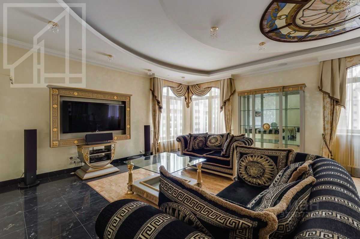 4-комнатная квартира, 170 м²