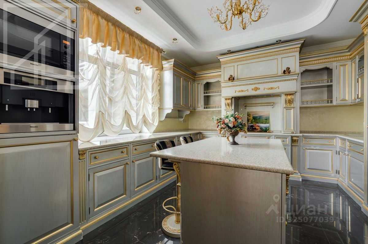 4-комнатная квартира, 170 м² — фотография 3