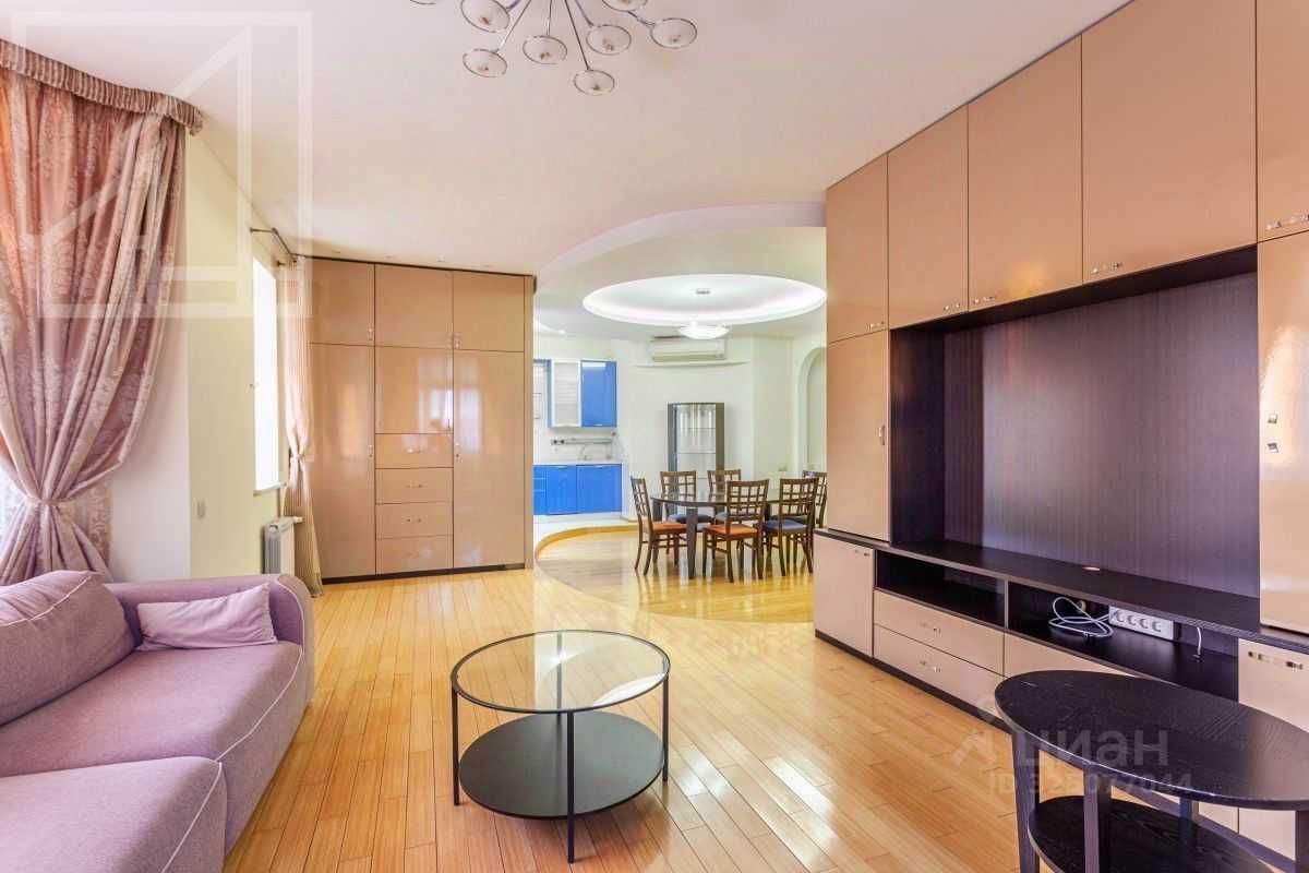 3-комнатная квартира, 131 м² — фотография 2