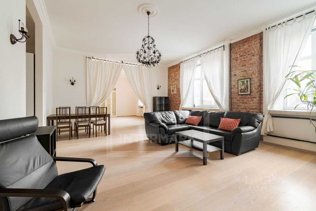 4-комнатная квартира, 150 м² — фотография 2