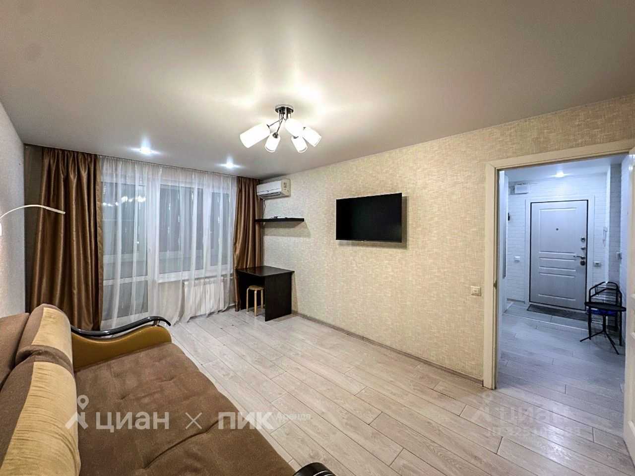 2-комнатная квартира, 42,4 м² — фотография 2