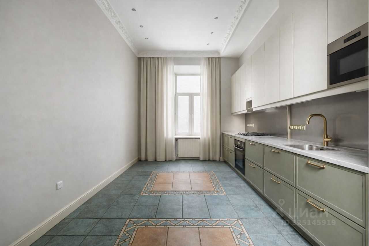 5-комнатная квартира, 179 м² — фотография 3