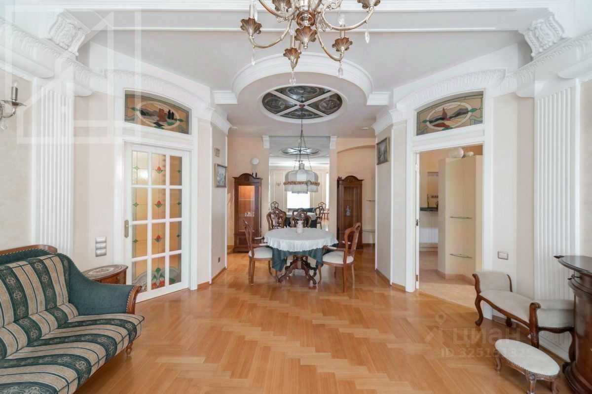4-комнатная квартира, 120 м²