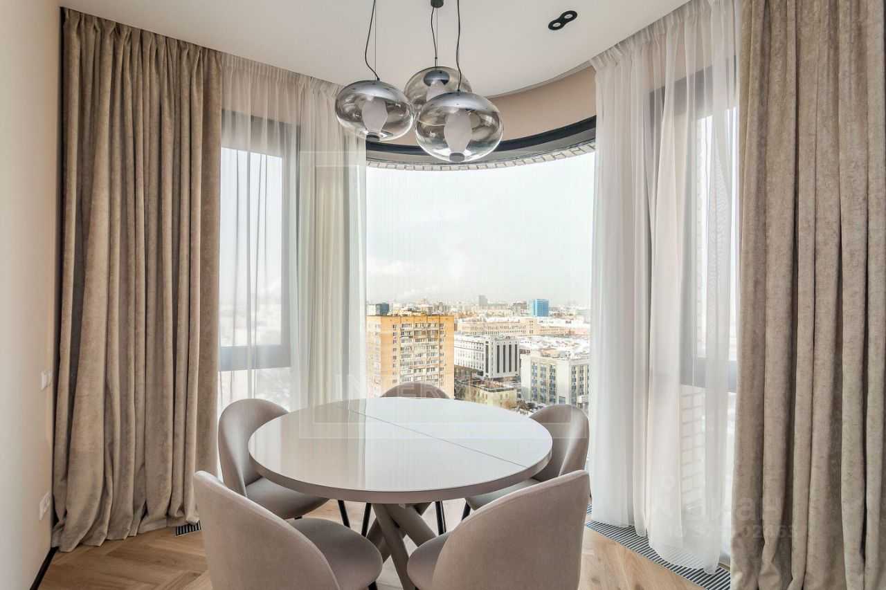 4-комнатная квартира, 105 м² — фотография 2