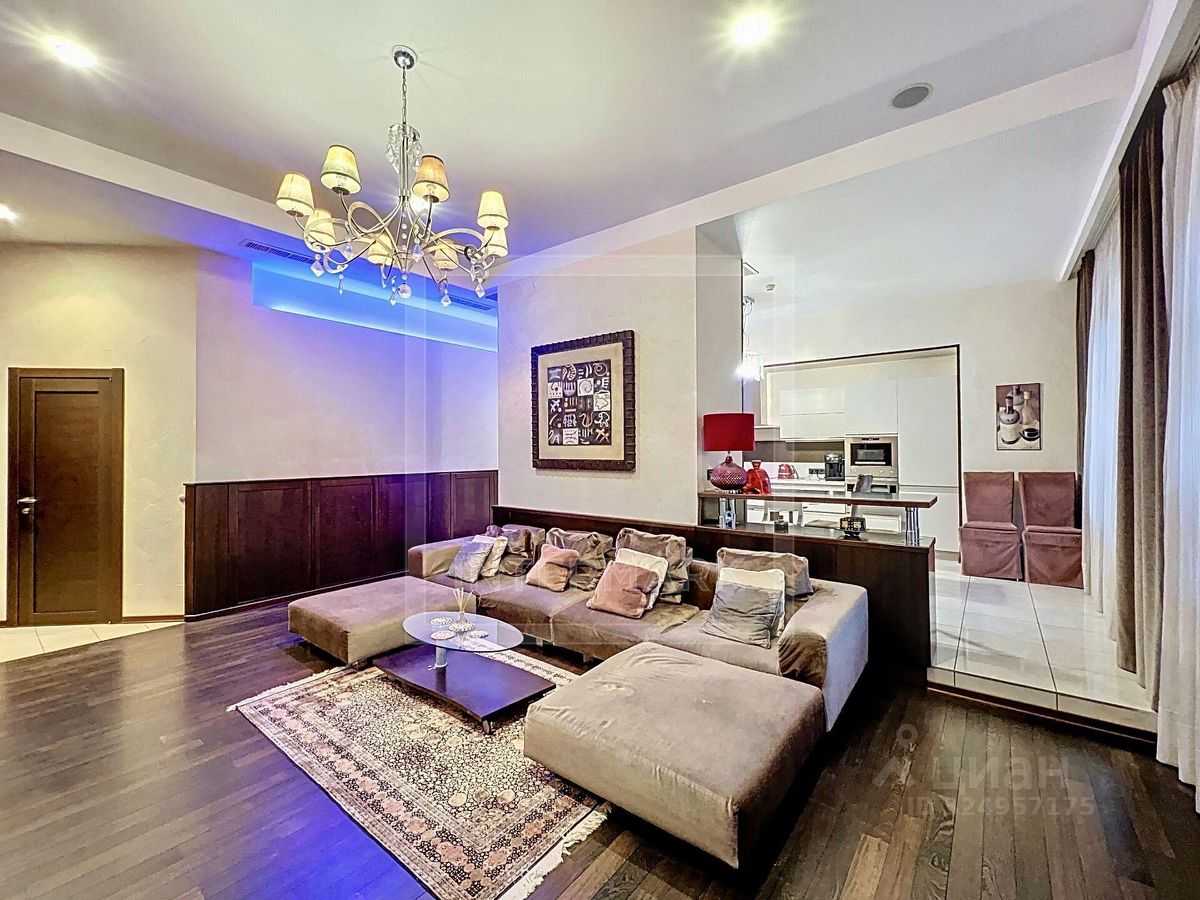 3-комнатная квартира, 130 м² — фотография 2