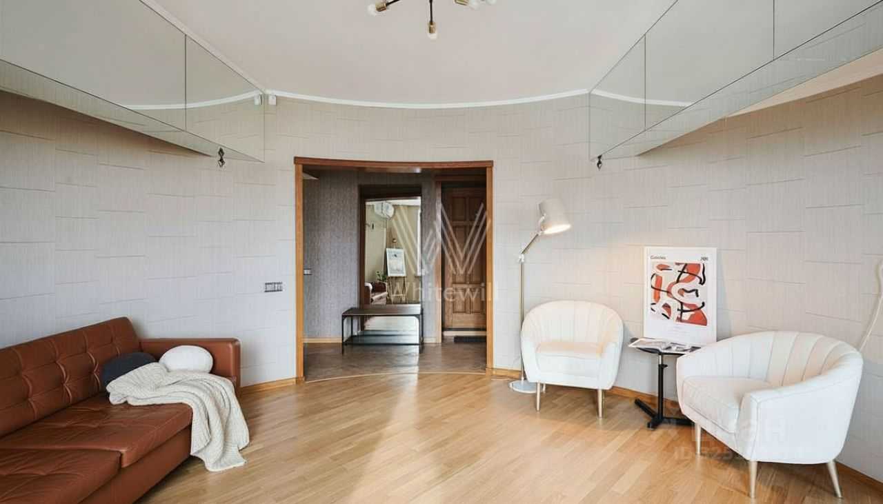 2-комнатная квартира, 58 м² — фотография 2