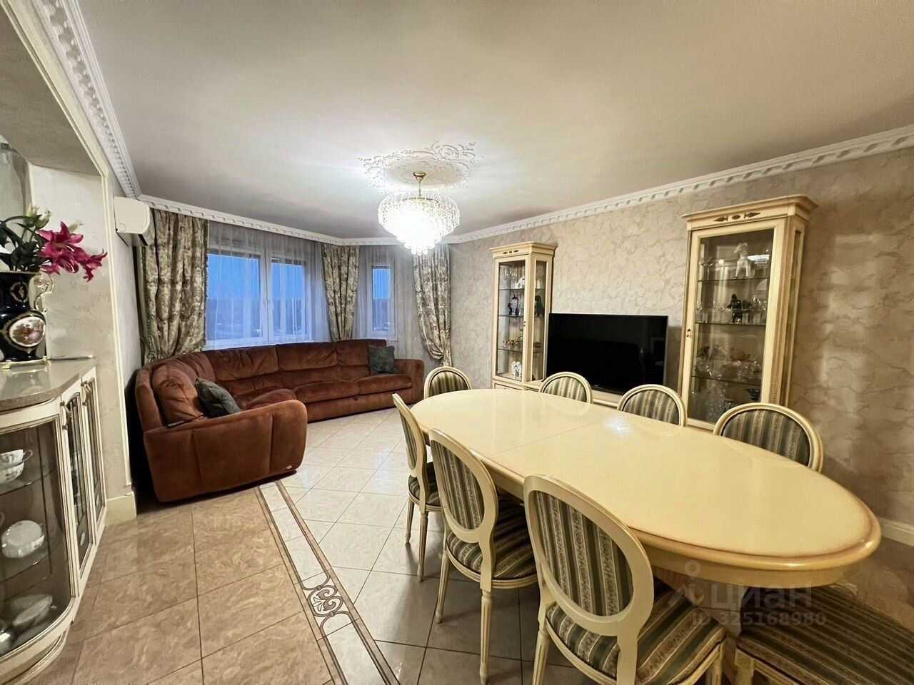 4-комнатная квартира, 105 м² — фотография 3