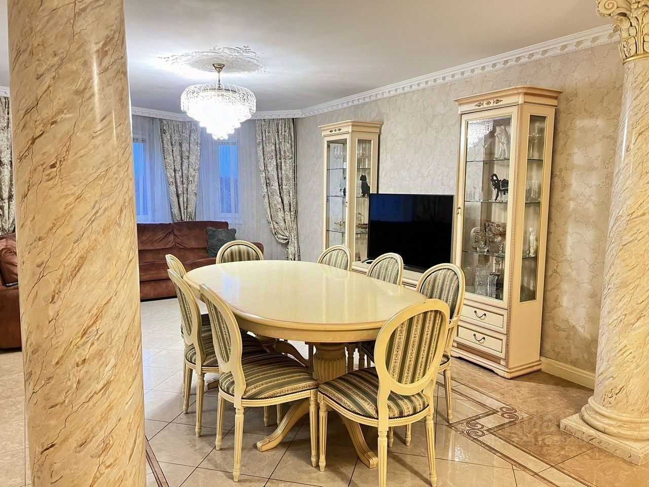 4-комнатная квартира, 105 м² — фотография 2
