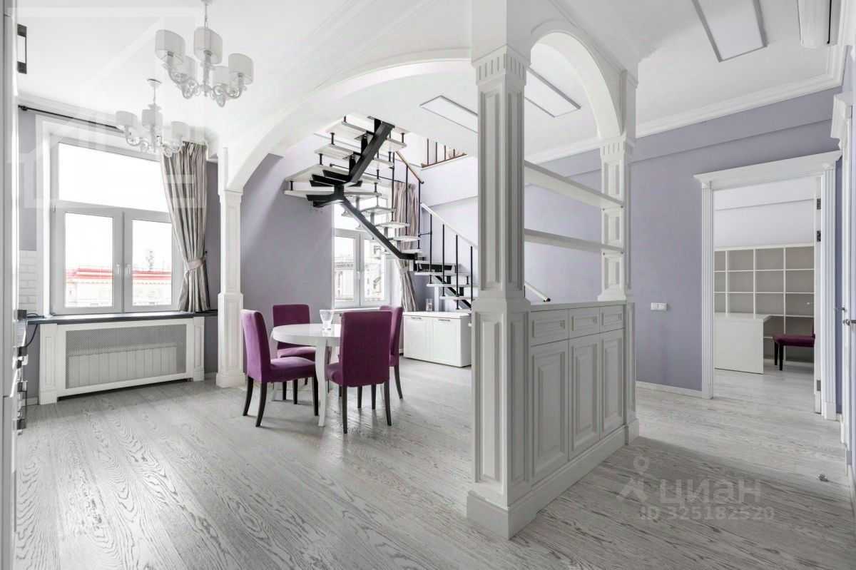 4-комнатная квартира, 140 м²