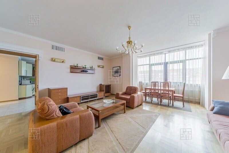 4-комнатная квартира, 175 м² — фотография 3