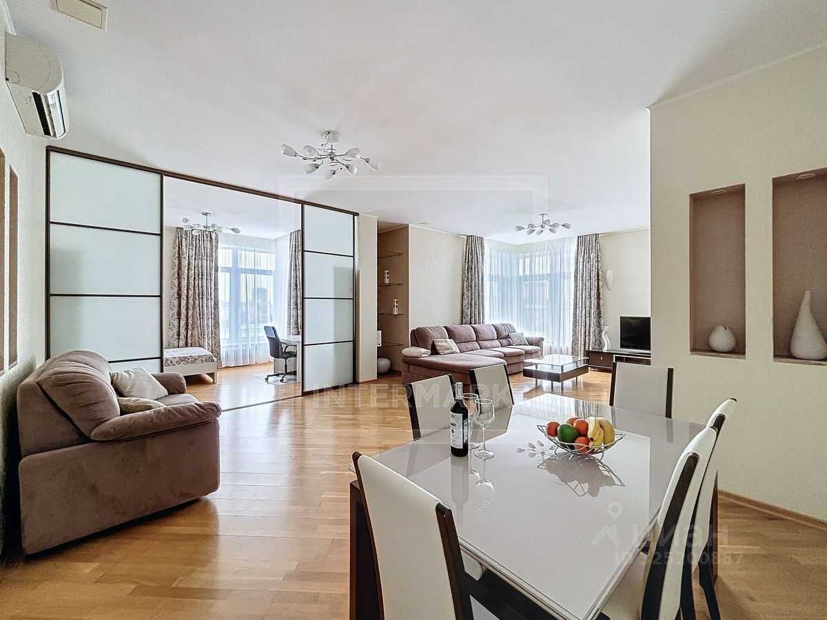 4-комнатная квартира, 162 м² — фотография 3