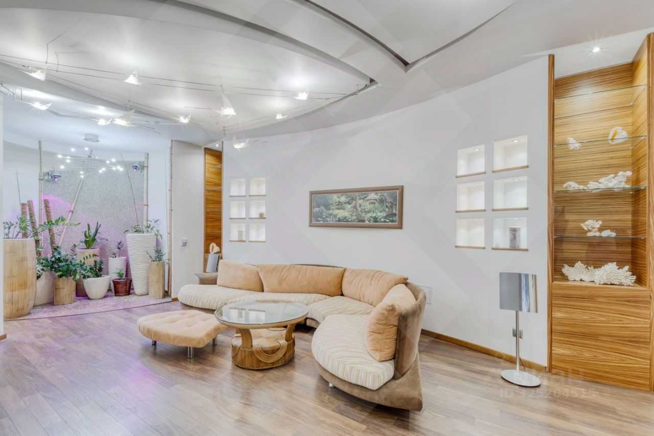 5-комнатная квартира, 205 м² — фотография 2