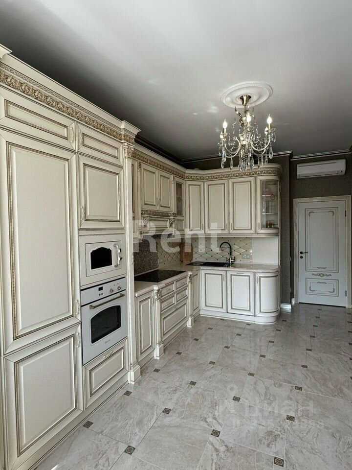 4-комнатная квартира, 120 м² — фотография 2