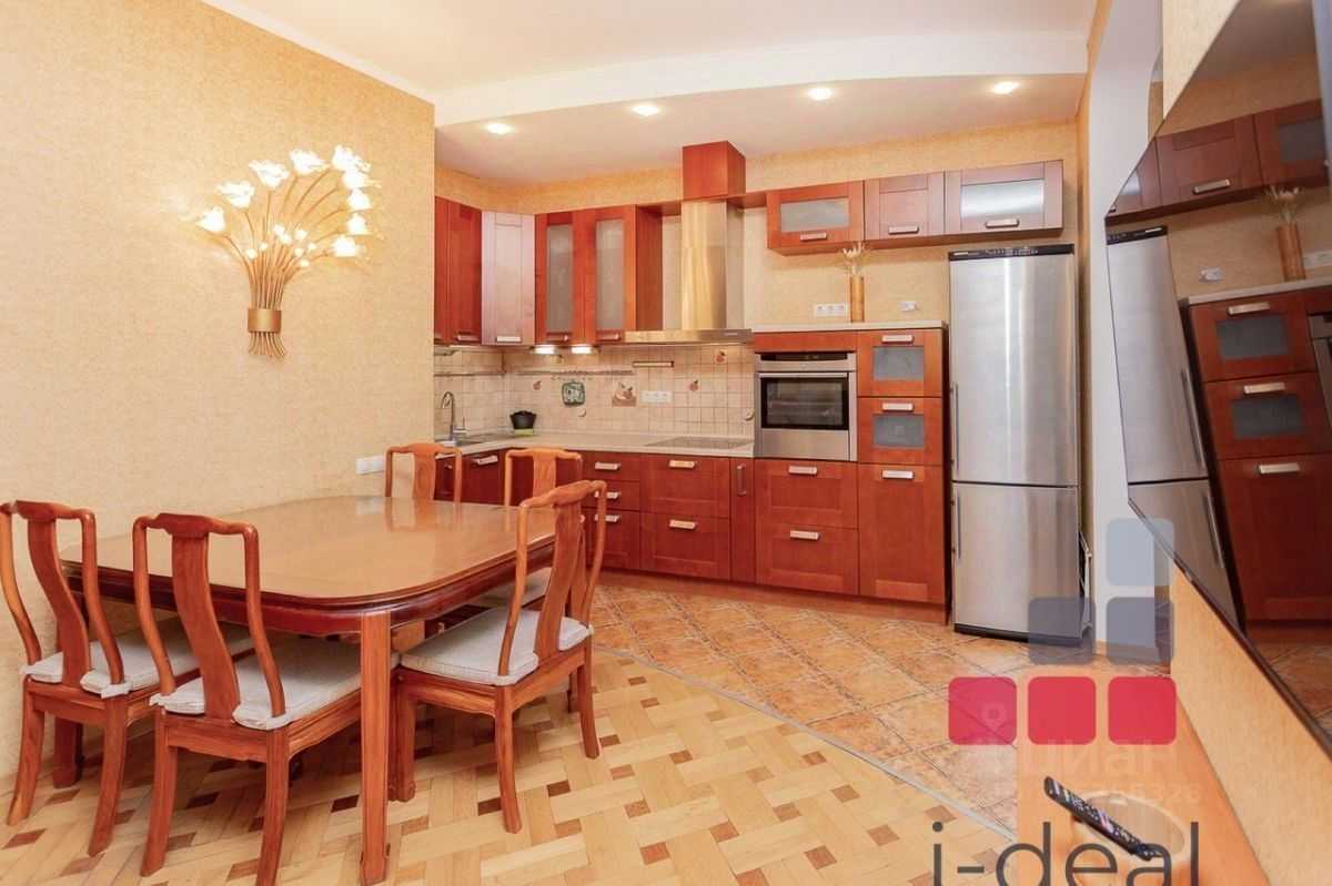 3-комнатная квартира, 110 м² — фотография 2