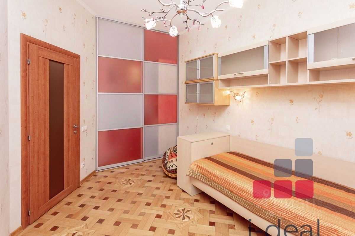3-комнатная квартира, 110 м² — фотография 3