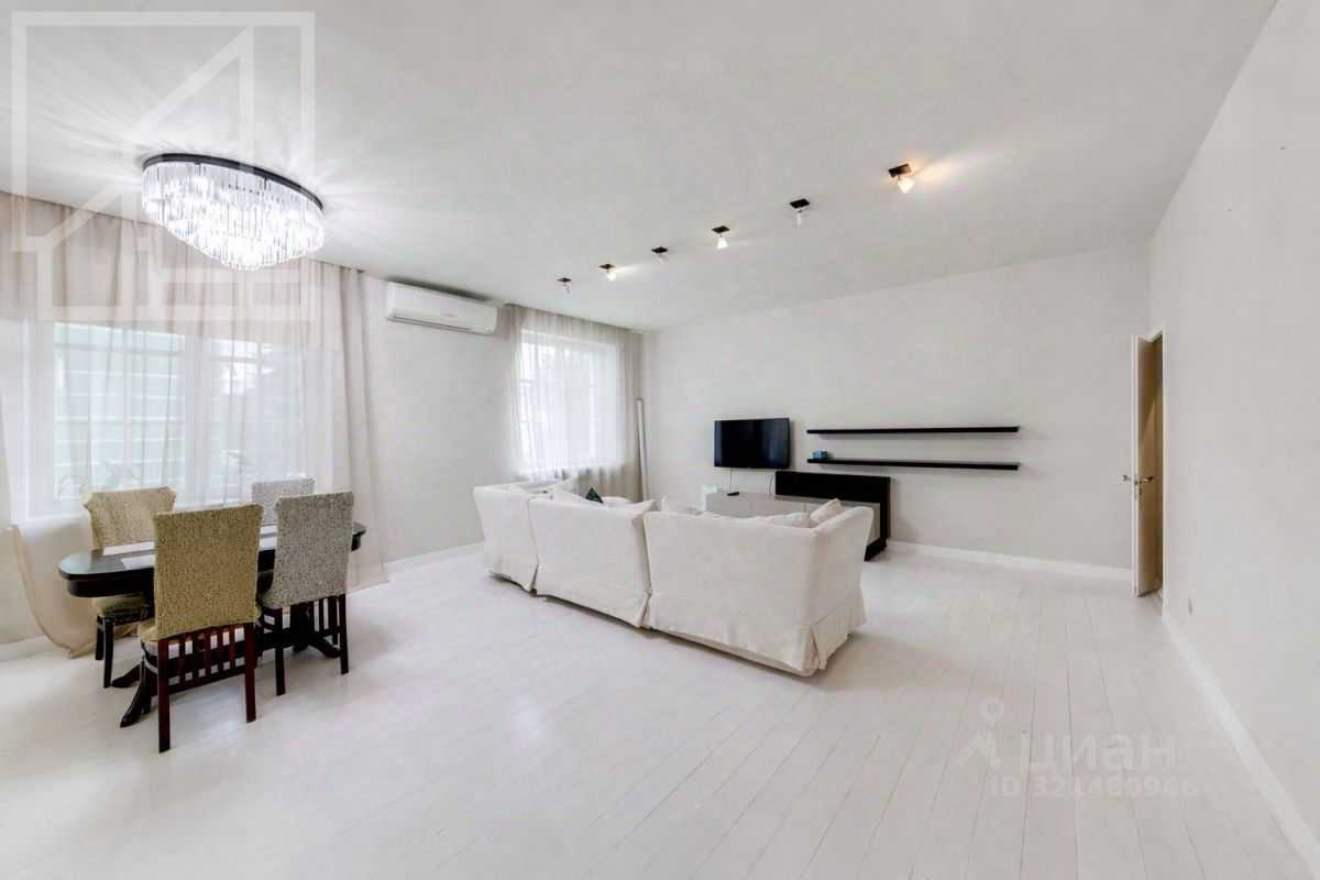 4-комнатная квартира, 152 м² — фотография 2