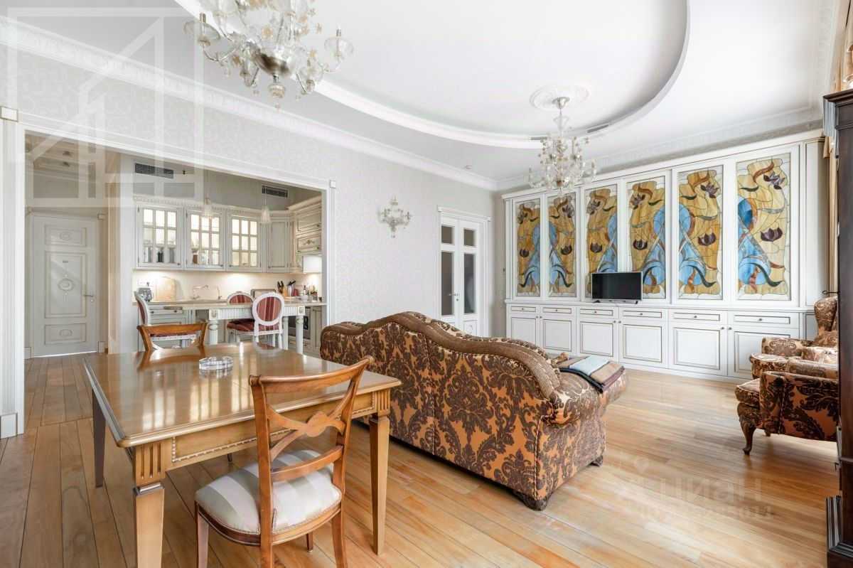 4-комнатная квартира, 167 м² — фотография 3