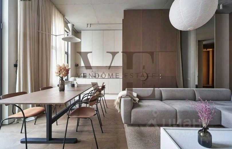 4-комнатная квартира, 130 м²
