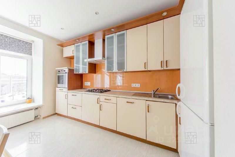 4-комнатная квартира, 120 м² — фотография 3