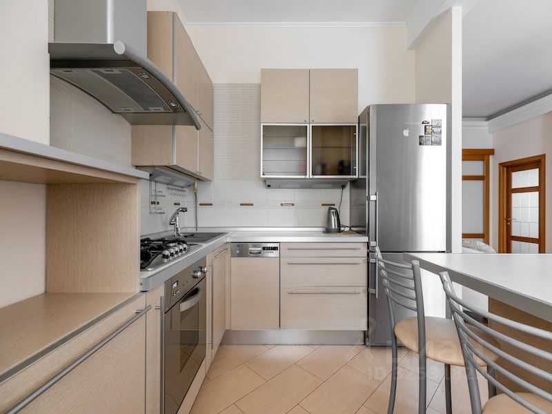 4-комнатная квартира, 100 м² — фотография 2