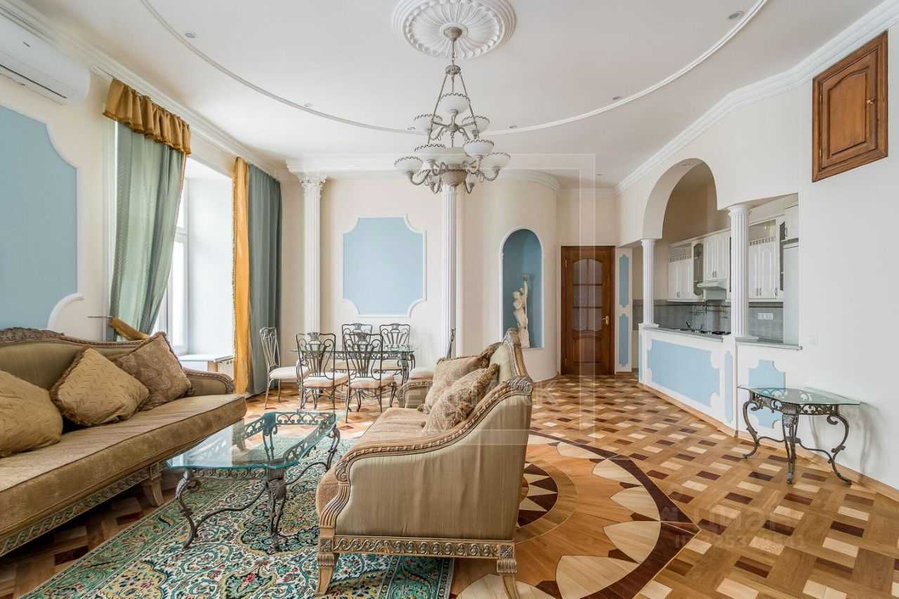 4-комнатная квартира, 138 м²