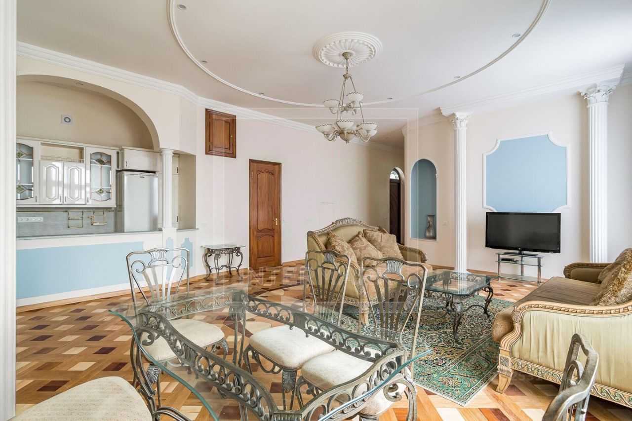 4-комнатная квартира, 138 м² — фотография 3