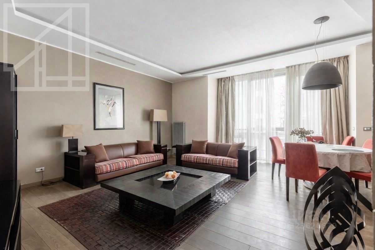 4-комнатная квартира, 160 м² — фотография 3