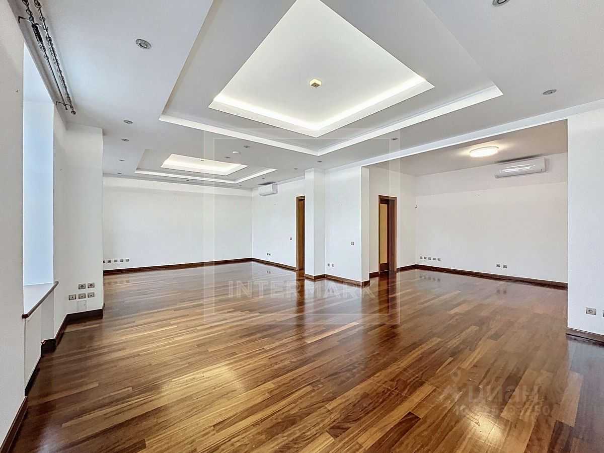 5-комнатная квартира, 236 м² — фотография 2