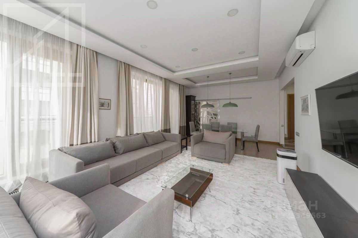 4-комнатная квартира, 170 м²