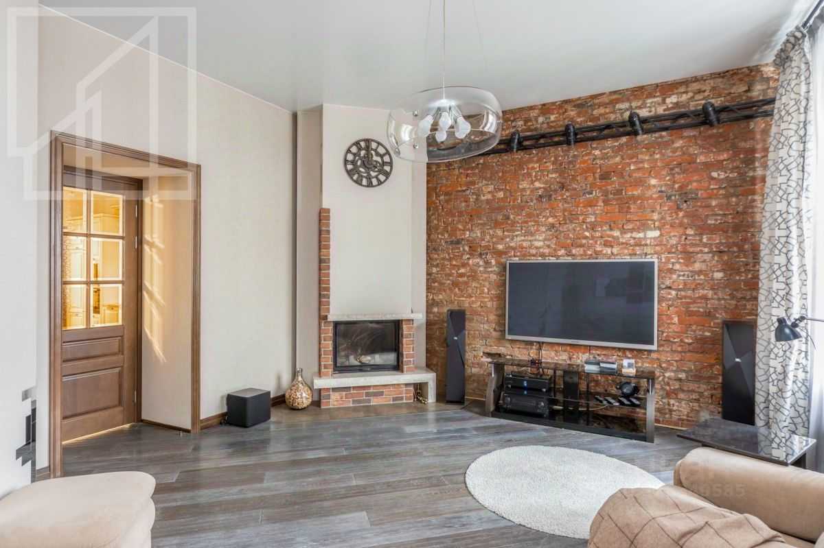 4-комнатная квартира, 130 м² — фотография 2