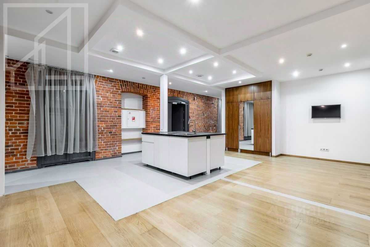 4-комнатная квартира, 120 м² — фотография 2
