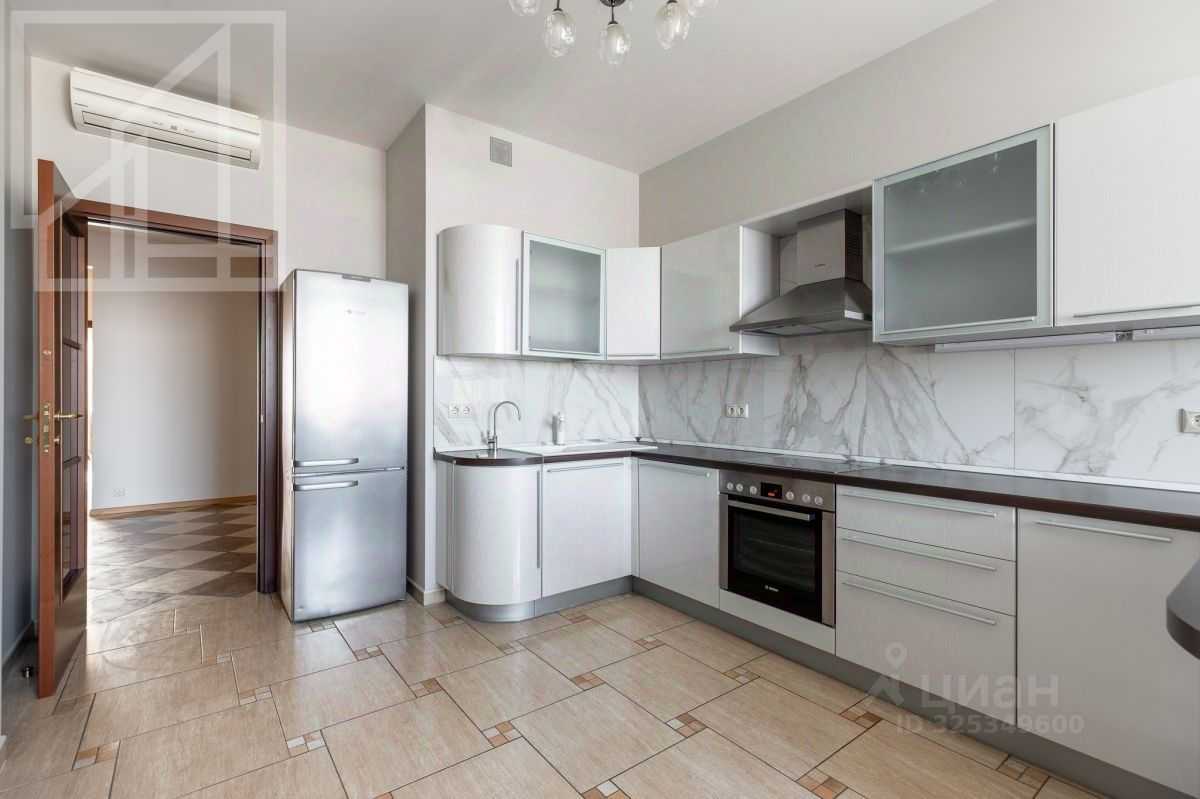 4-комнатная квартира, 150 м² — фотография 3